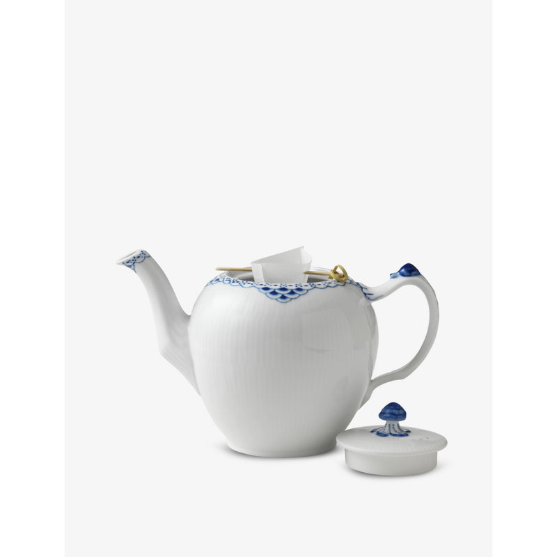 Royal Copenhagen Princess lace-painted porcelain teapot 1l, UK version