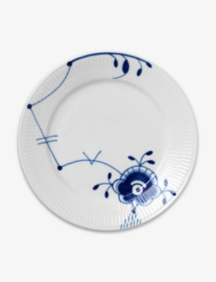 Royal Copenhagen Blue Fluted Mega porcelain plate 22cm, imported from the UK