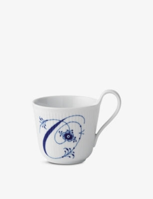 Royal Copenhagen Alphabet O hand-painted porcelain mug 330ml, UK version