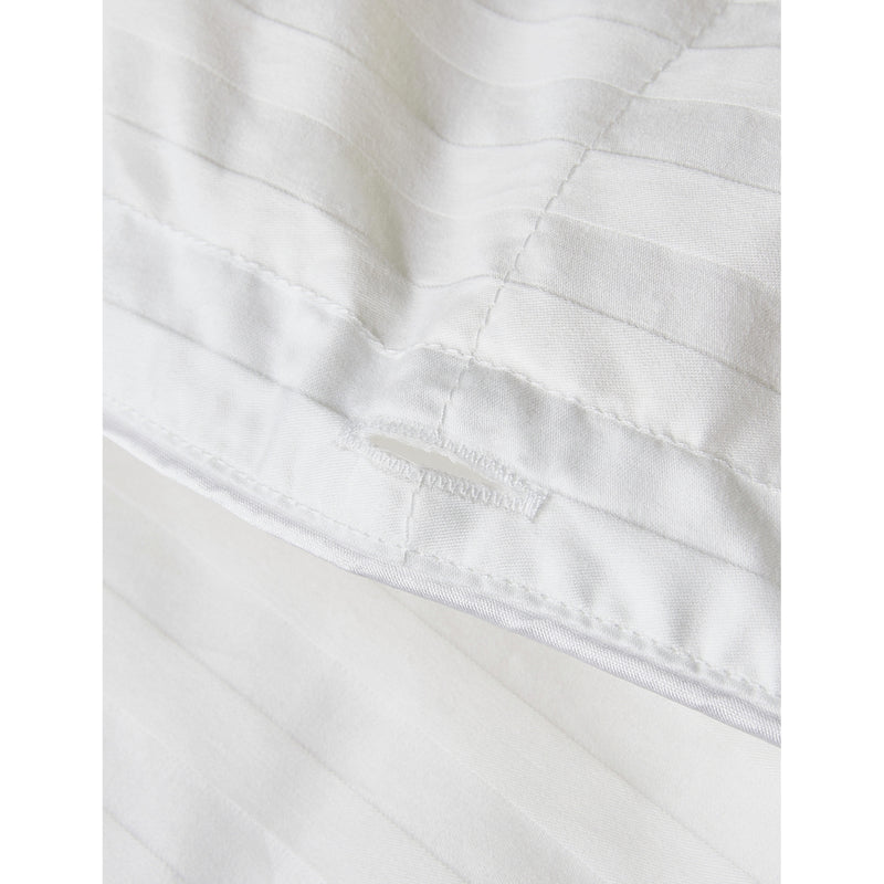 The White Company 4.5 tog goose-down single duvet - British product