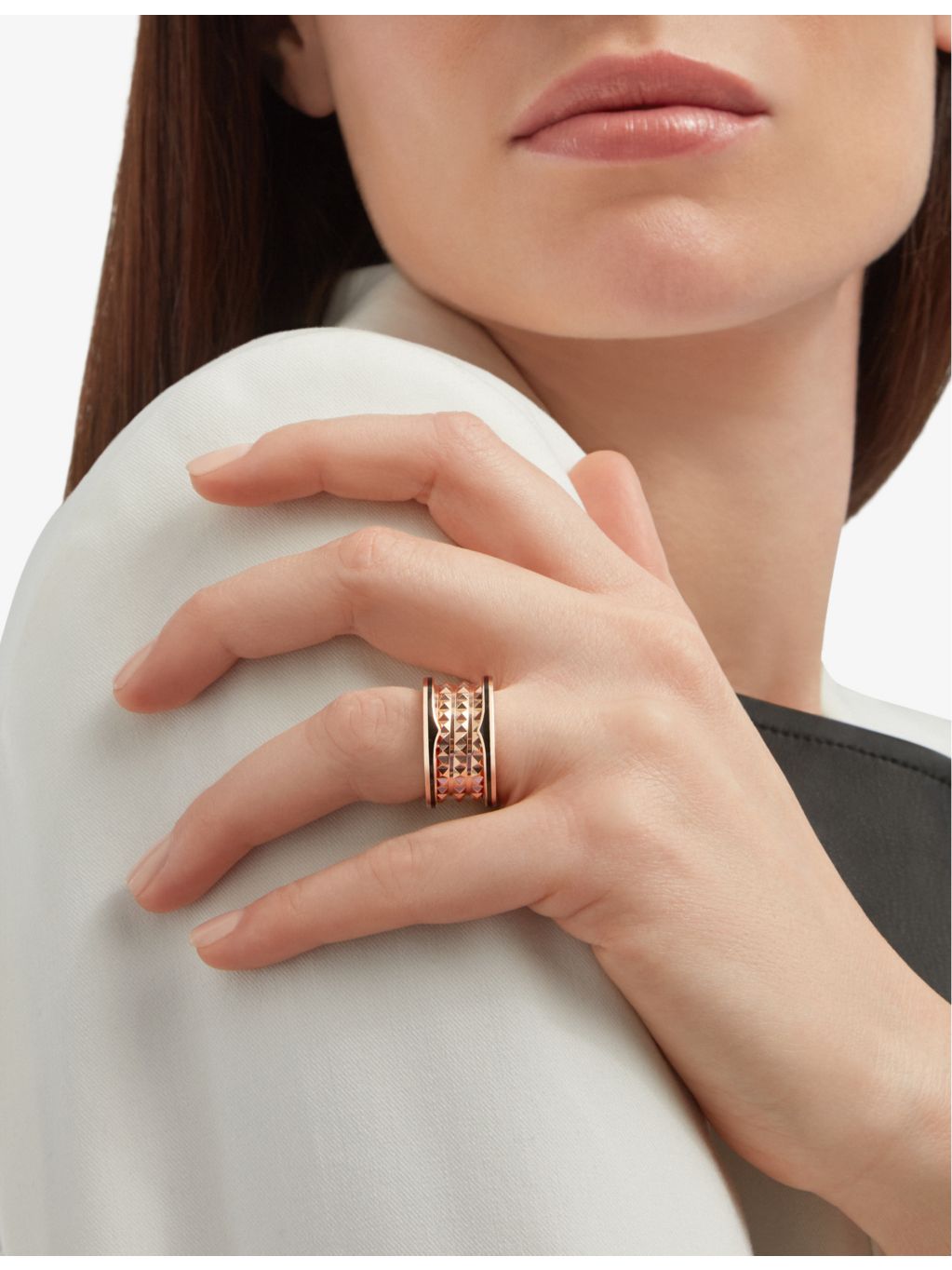 Bvlgari B.zero1 Rock ring 18ct rose gold ceramic (British brand)
