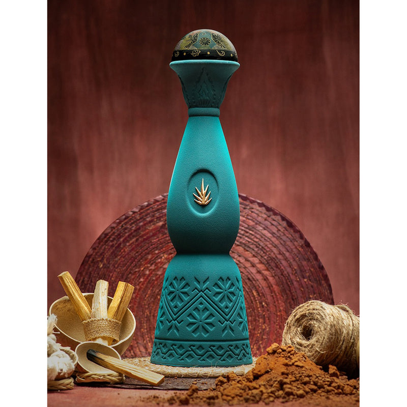 Clase Azul Guerrero mezcal 700ml - British product