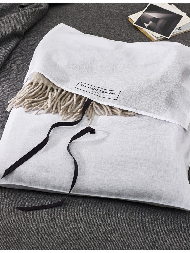 The White Company recycled cashmere-blend throw fringe trim (British brand)