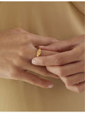 Monica Vinader Guiding Star signet ring in 18ct gold vermeil, UK version