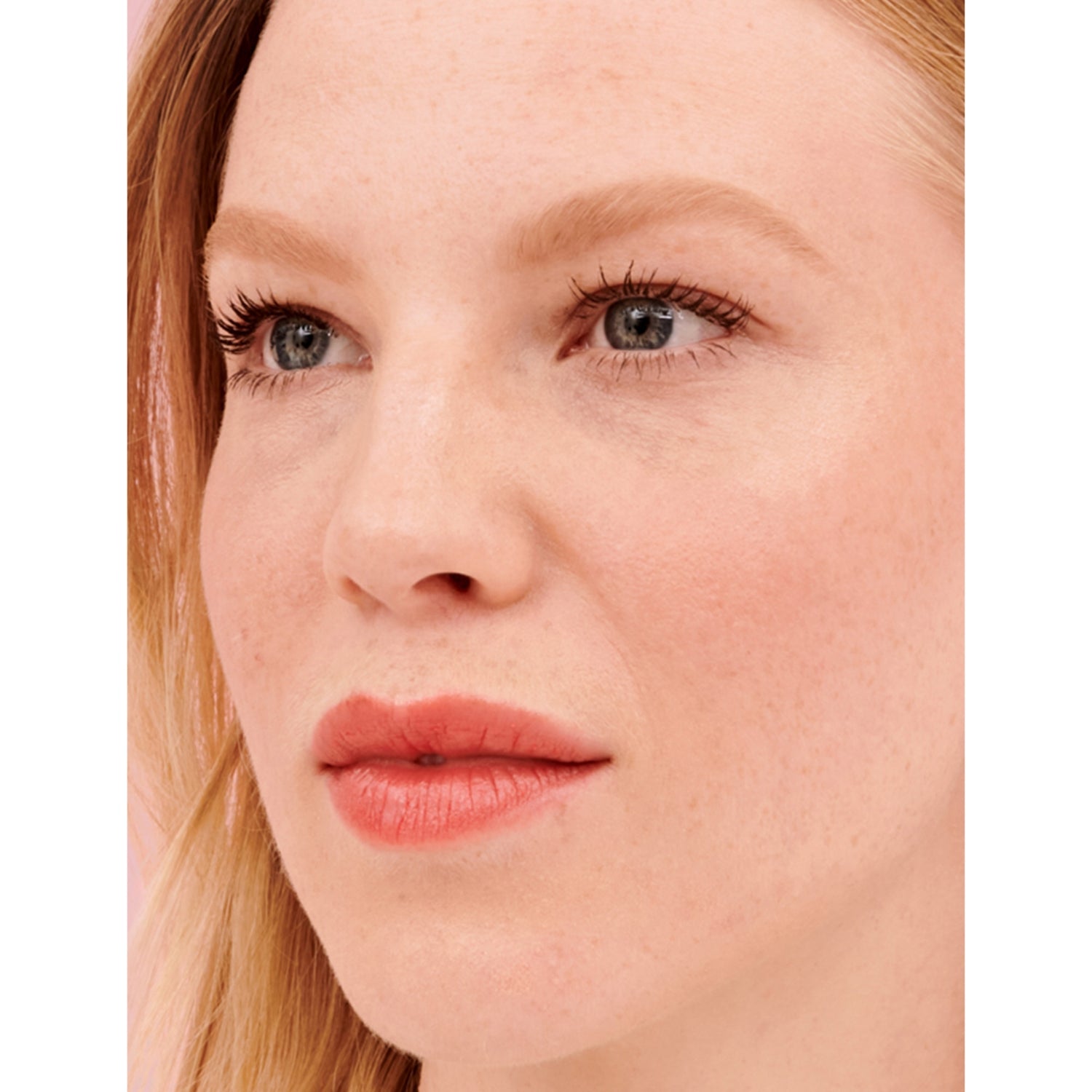 Benefit Gimme Brow+ volumizing pencil 1.19g, imported from the UK