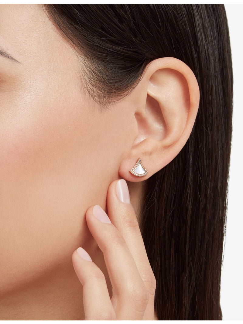 Bvlgari Divas Dream earrings in rose gold with diamonds - British product
