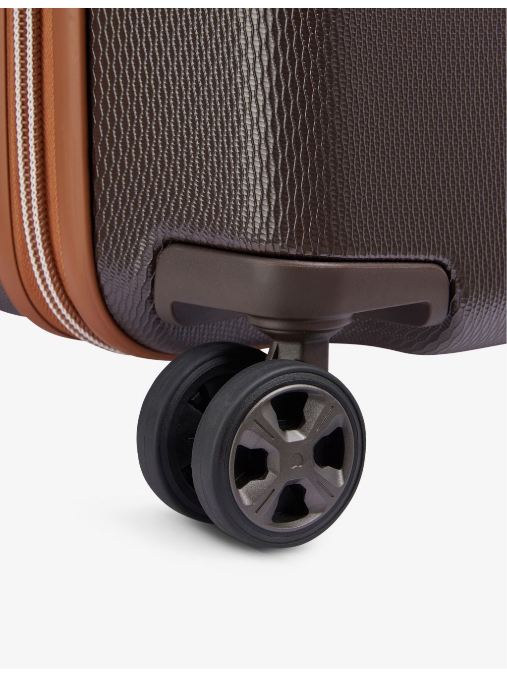 Delsey Châtelet Air 2.0 66cm suitcase - British product