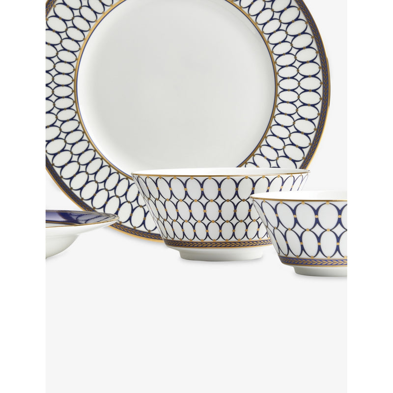 Wedgwood Renaissance Gold eight-piece dinner set - British product