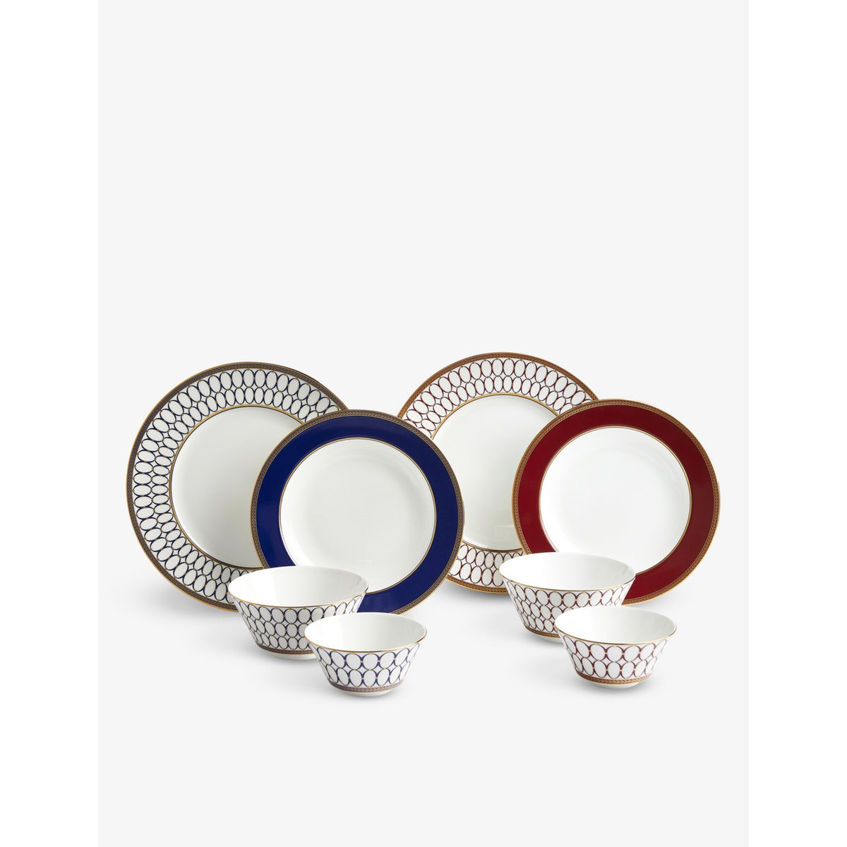 Wedgwood Renaissance Gold eight-piece dinner set (British brand)