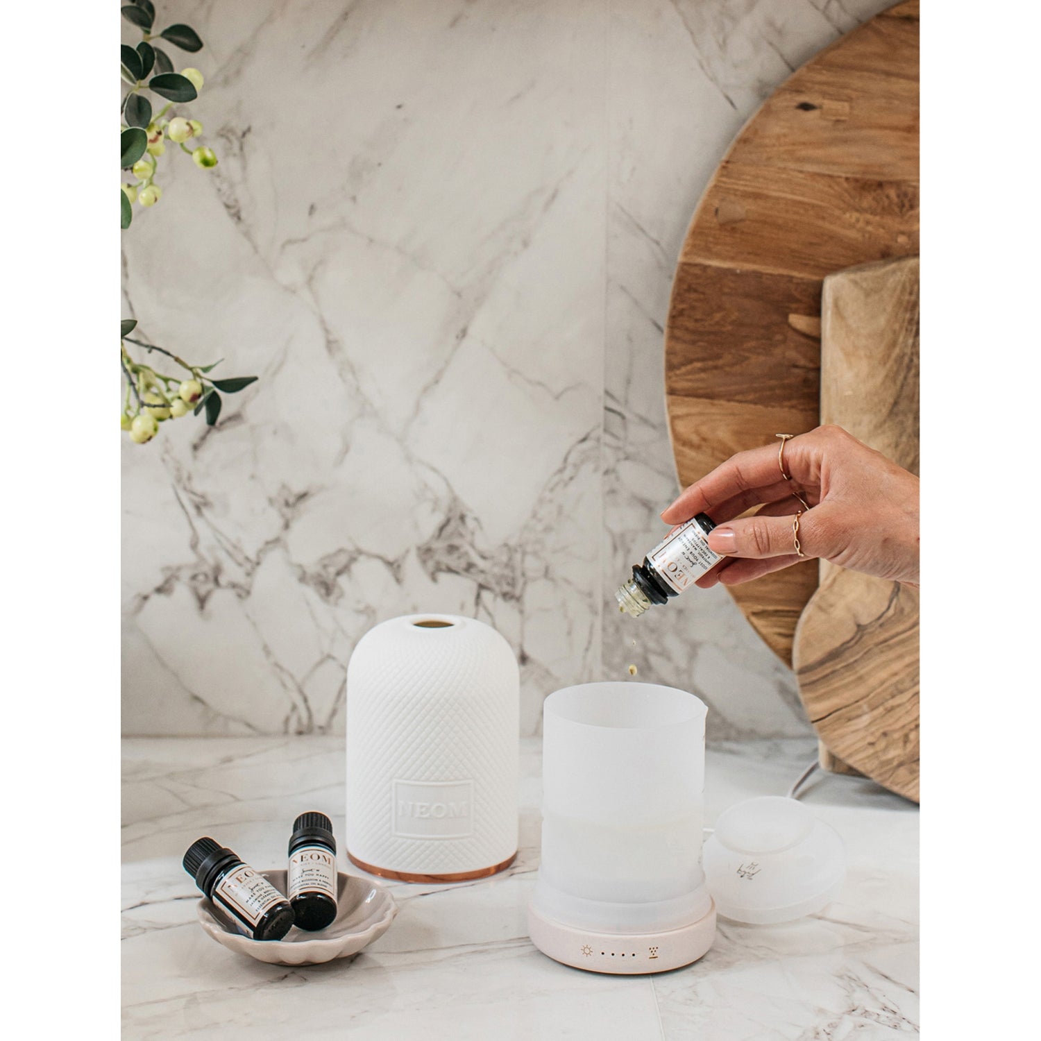 NEOM Wellbeing Pod 2.0 essential oil diffuser (British brand)