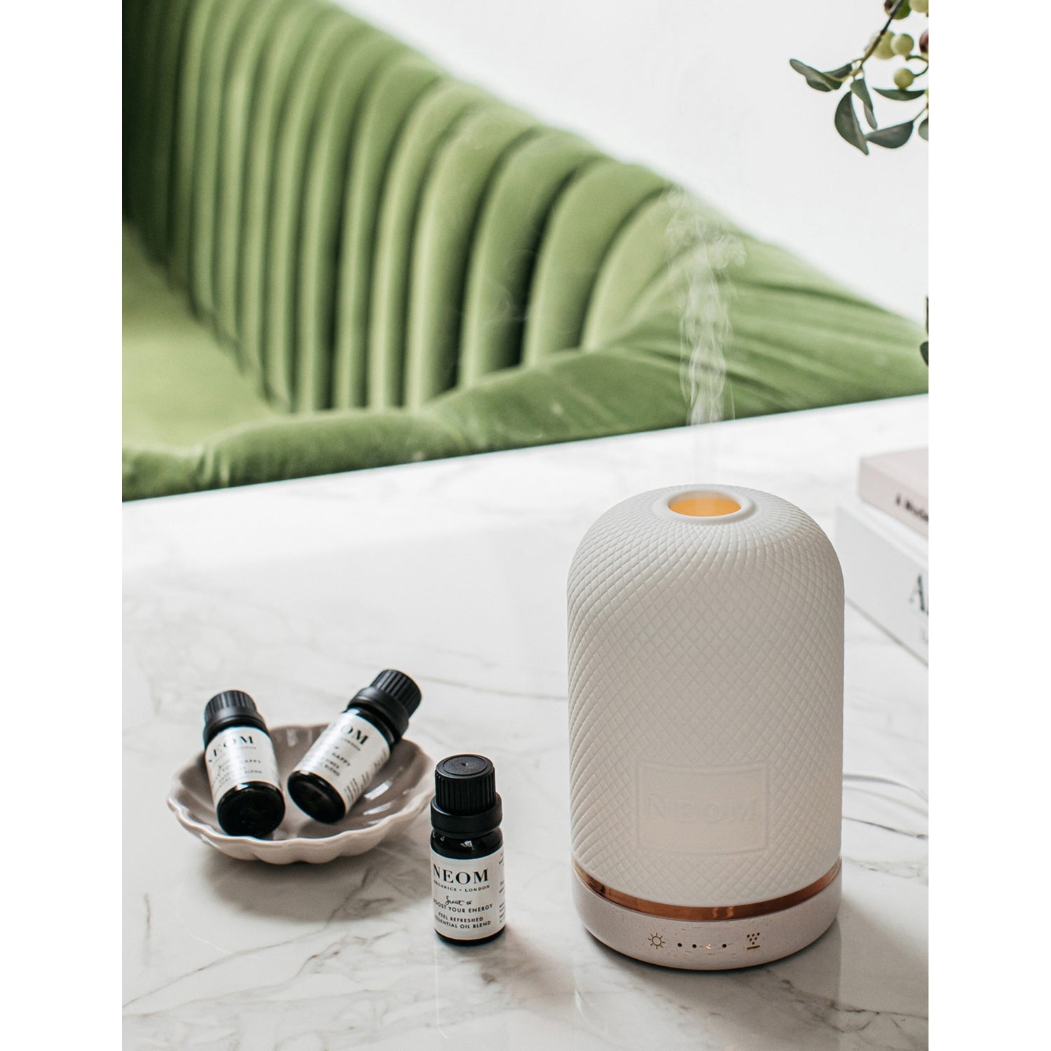 NEOM Wellbeing Pod 2.0 essential oil diffuser (British brand)