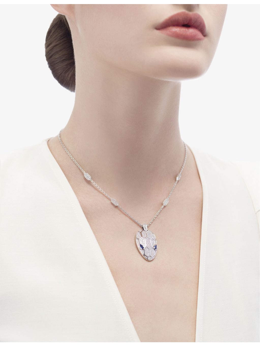 Bvlgari Serpenti diamond sapphire necklace 18ct white gold, imported from the UK