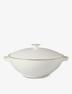 Villeroy & Boch Anmut Gold soup tureen 25.5cm, imported from the UK