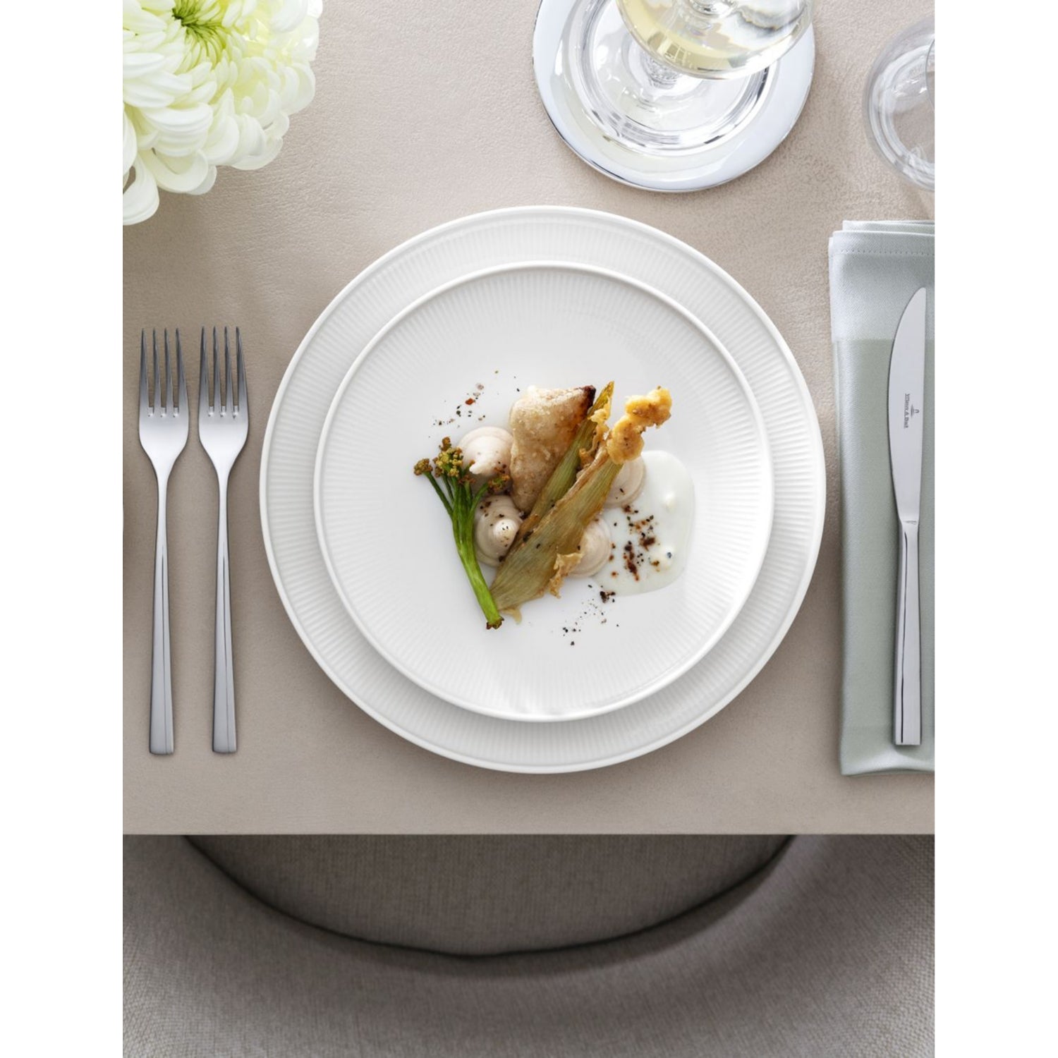 Villeroy & Boch Piemont 70-piece cutlery set, imported from the UK