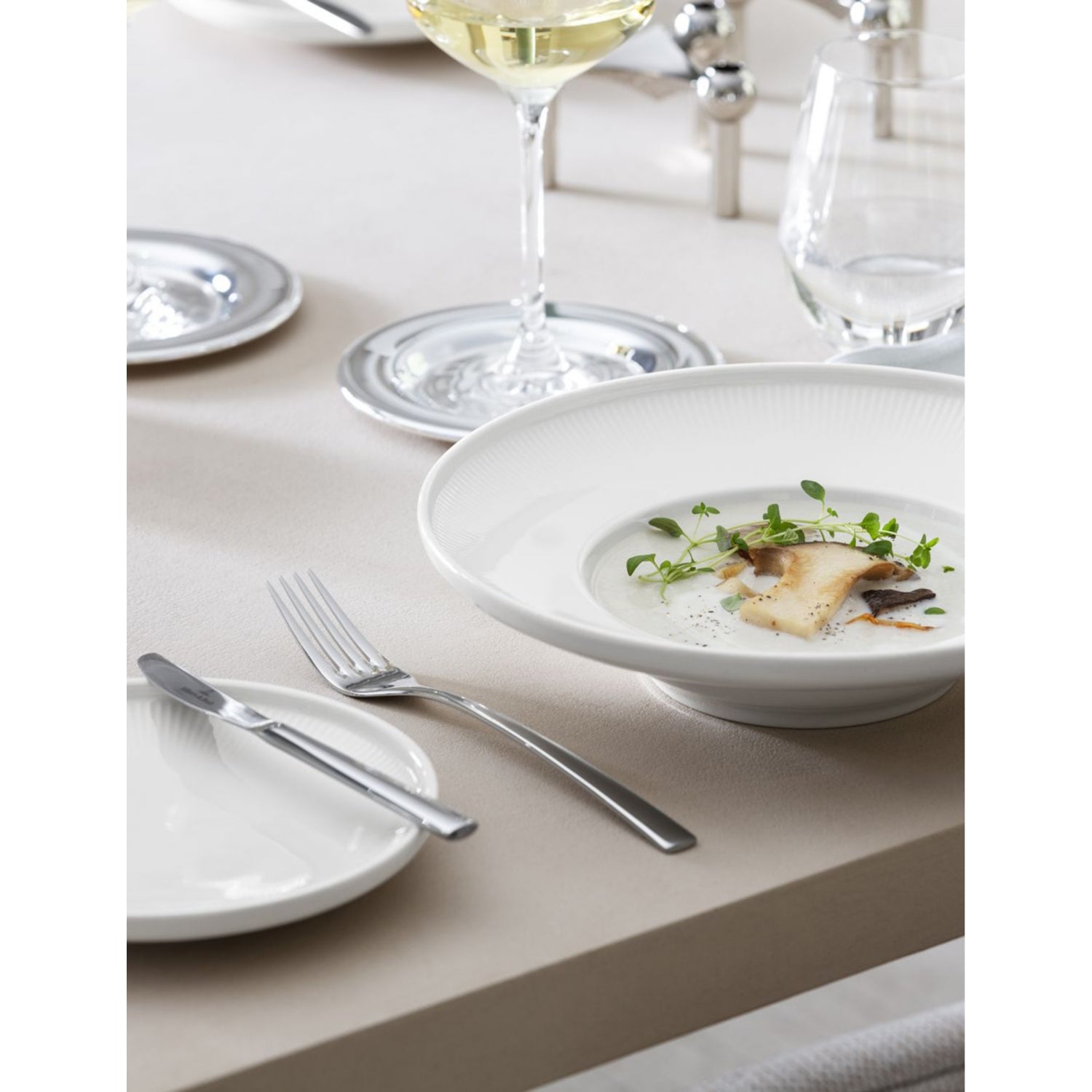 Villeroy & Boch Piemont 70-piece cutlery set, imported from the UK