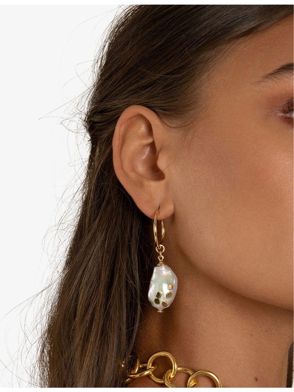 Amadeus 14ct gold-vermeil Keshi pearl hoop earrings, UK version