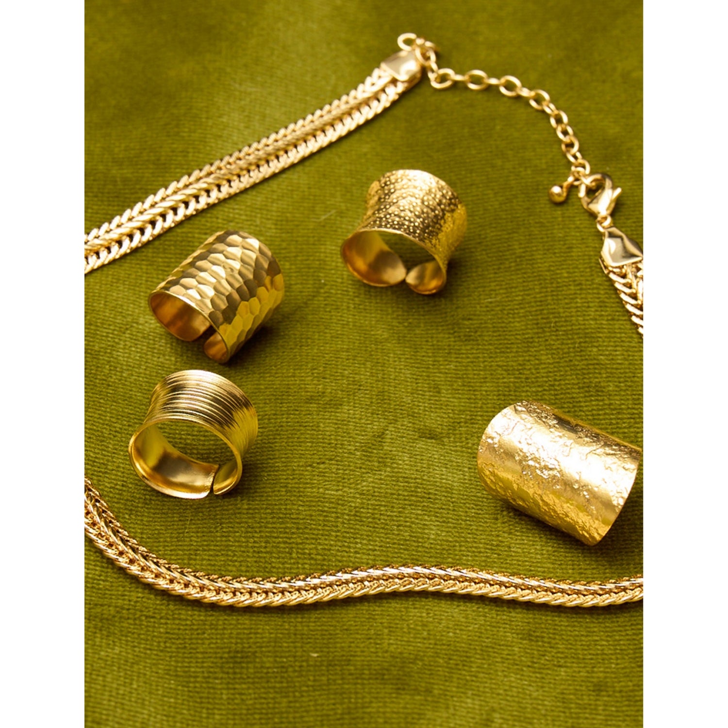 Amadeus Nudo 14ct yellow-gold vermeil ring, UK version