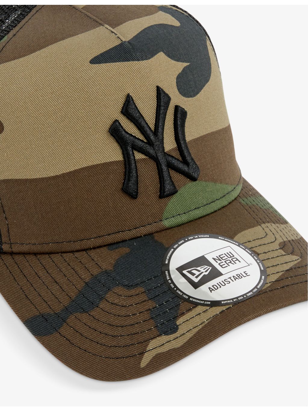 New Era camouflage Yankees trucker cap - British product