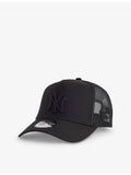 New Era New York Yankees trucker cap (British brand)