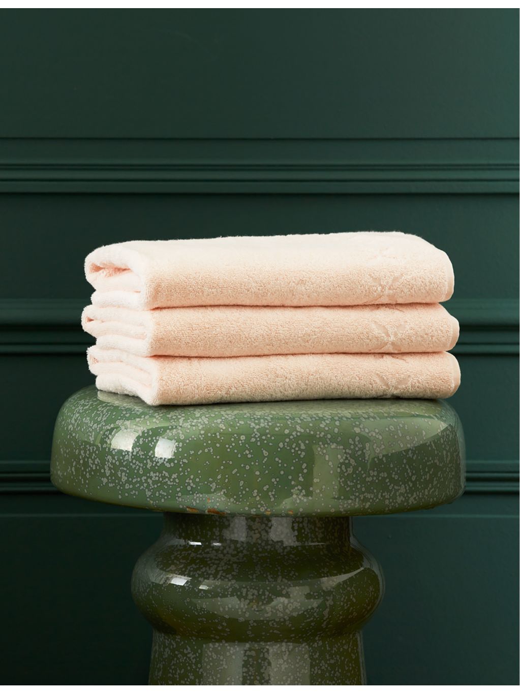 Yves Delorme Nature jacquard cotton towel, UK version