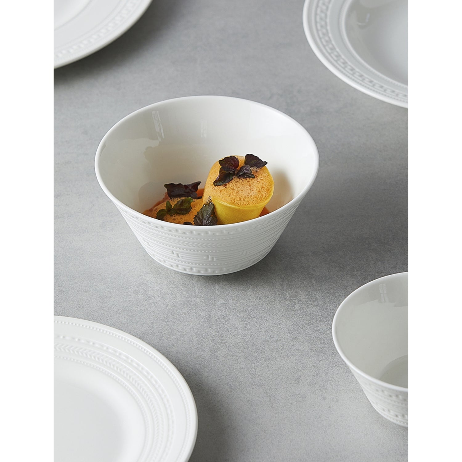 Wedgwood Intaglio bone china dinnerware set 10-piece - British product