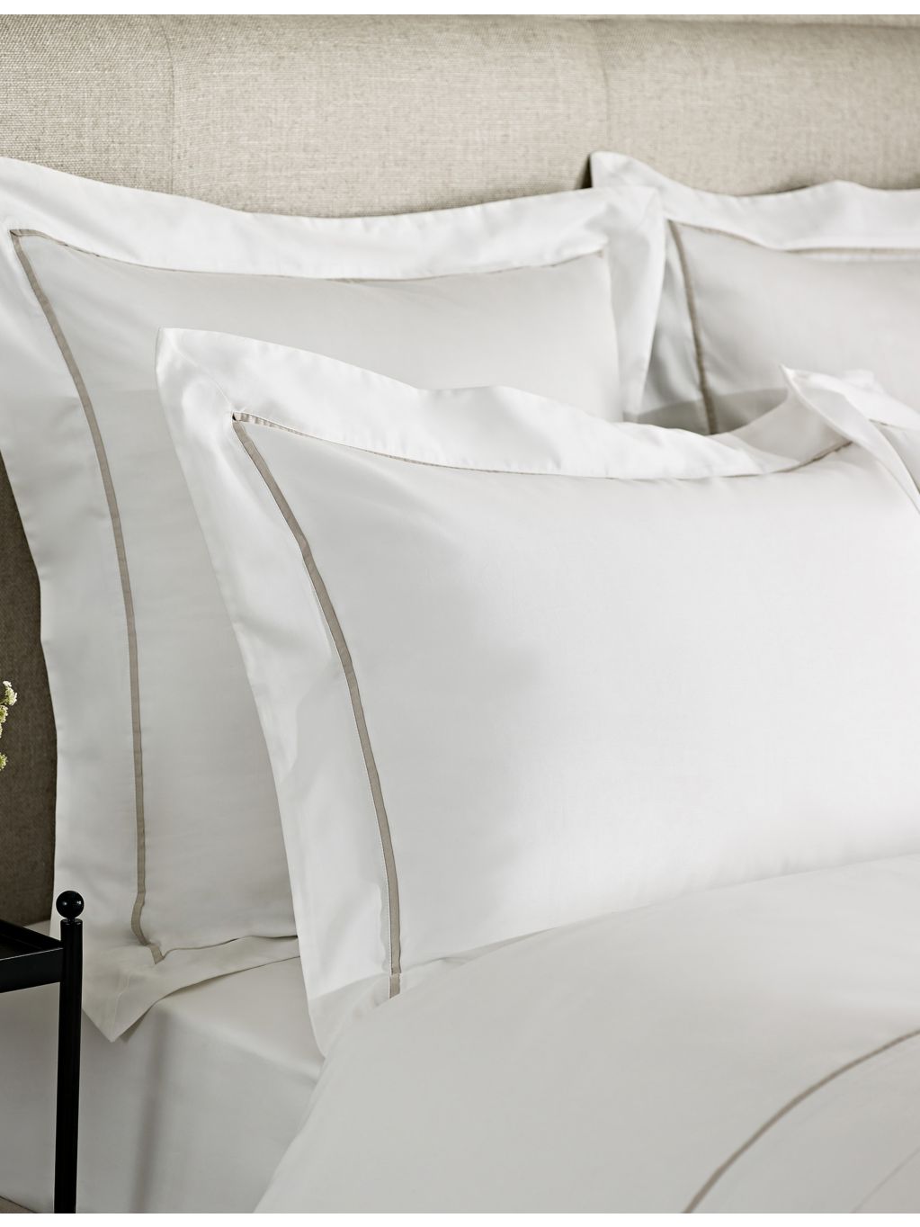 The White Company Supima cotton Oxford pillowcase king, UK version