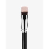 MAC 171S wedge smooth-edge face brush - British product