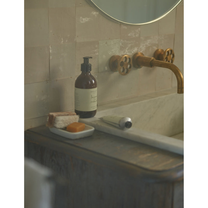 Plum & Ashby Seaweed & Samphire hand and body lotion 300ml, UK version