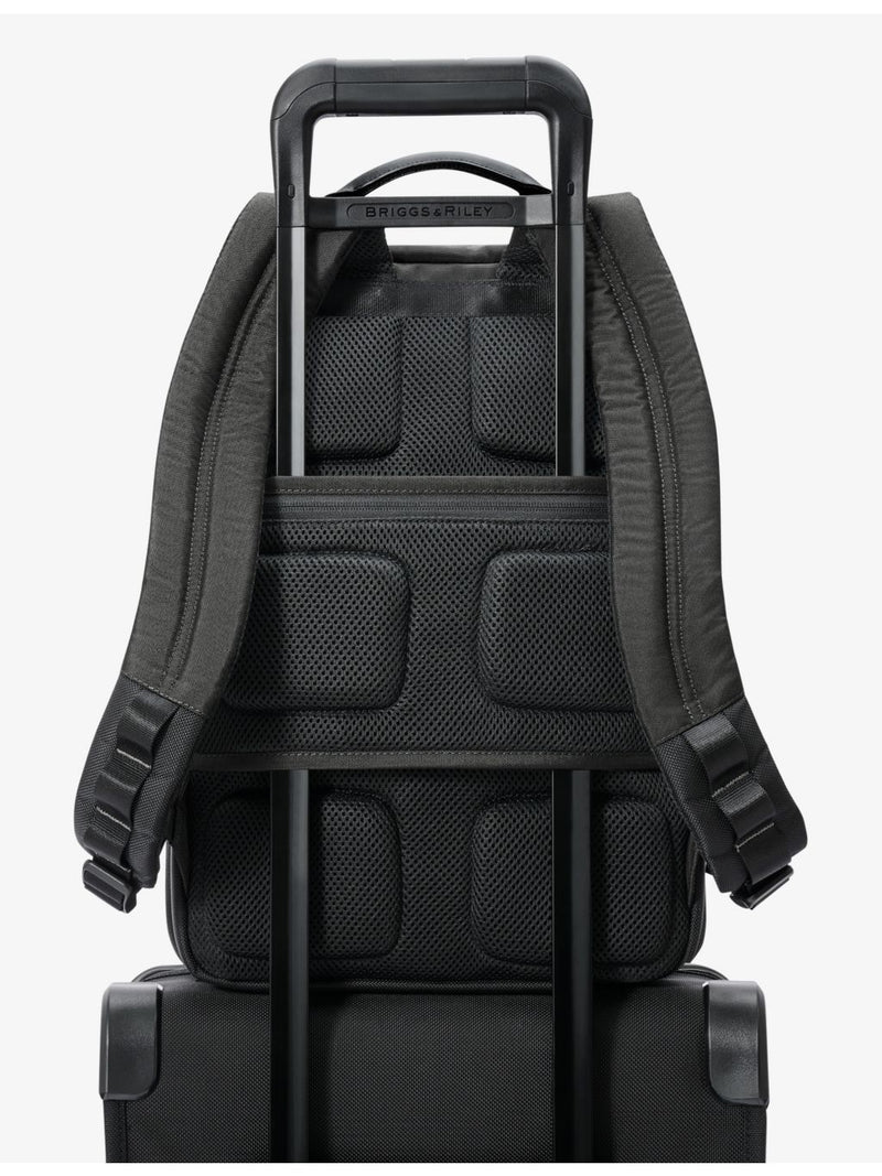 Briggs & Riley slim expandable ballistic-nylon backpack 14.2 litres - British product