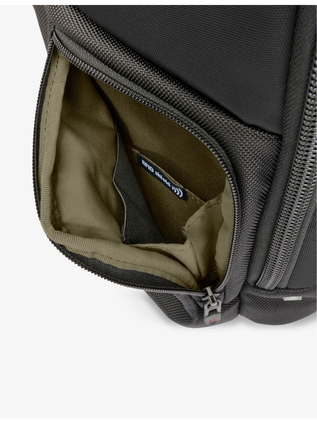 Briggs & Riley HTA medium widemouth ballistic-nylon backpack 20L, UK version