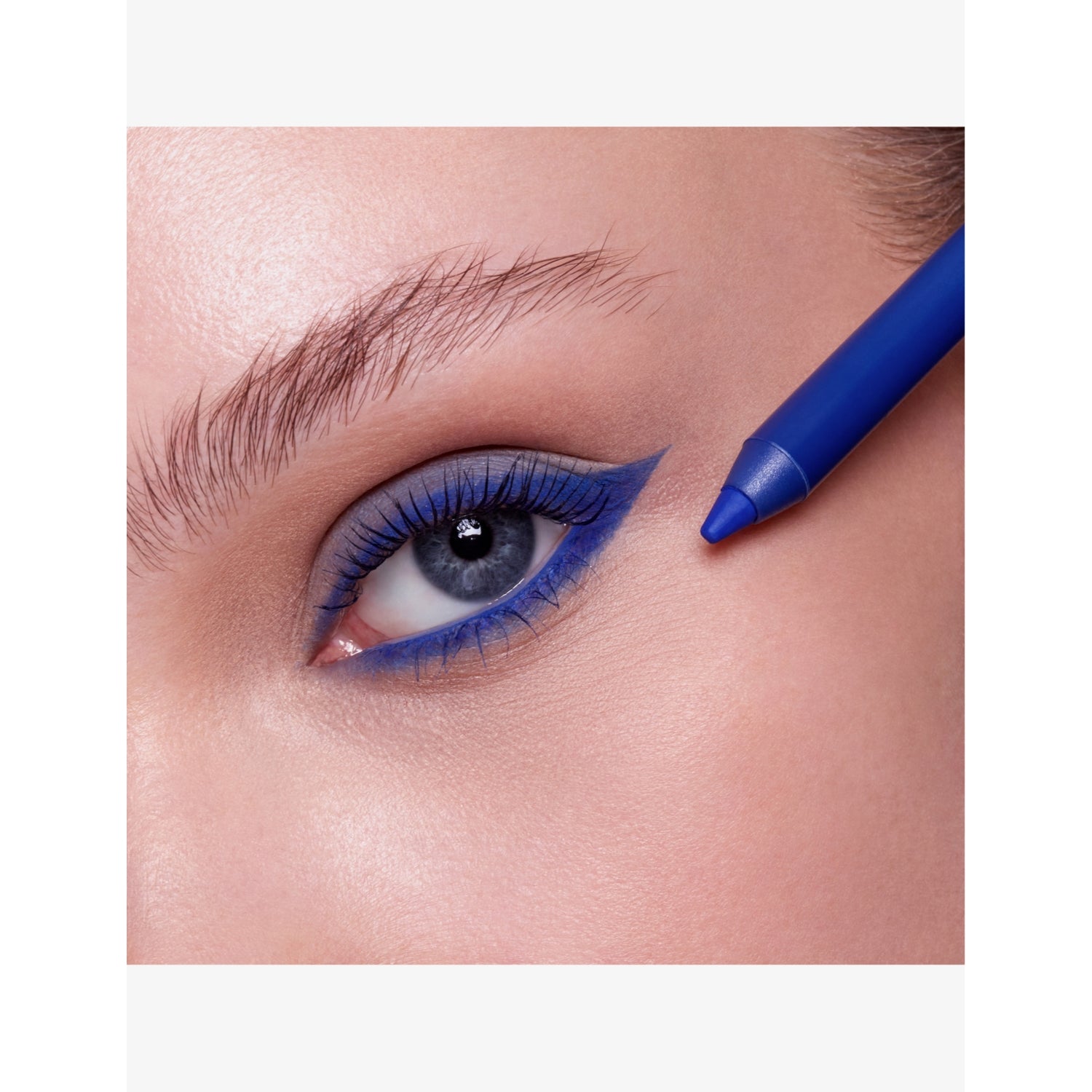 By Terry Blackstar eye pencil crayon 1.2g, UK version