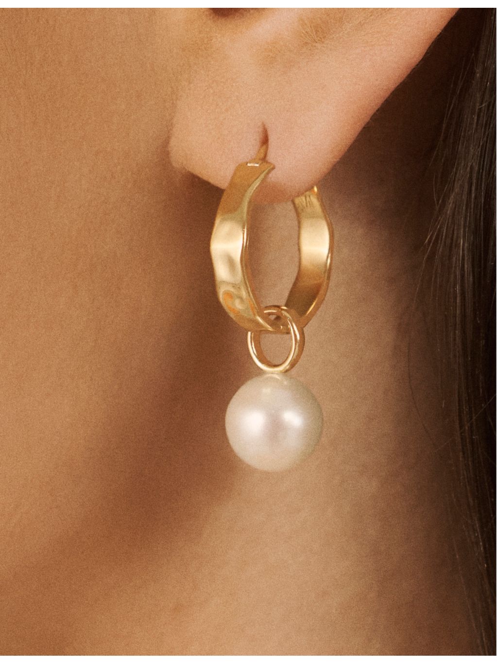 Monica Vinader Nura pearl pendant in 18ct gold vermeil - British product