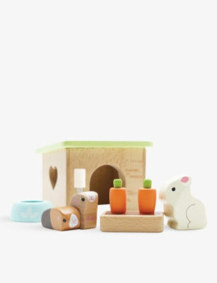 Le Toy Van Bunny and Guinea wooden play set, UK version