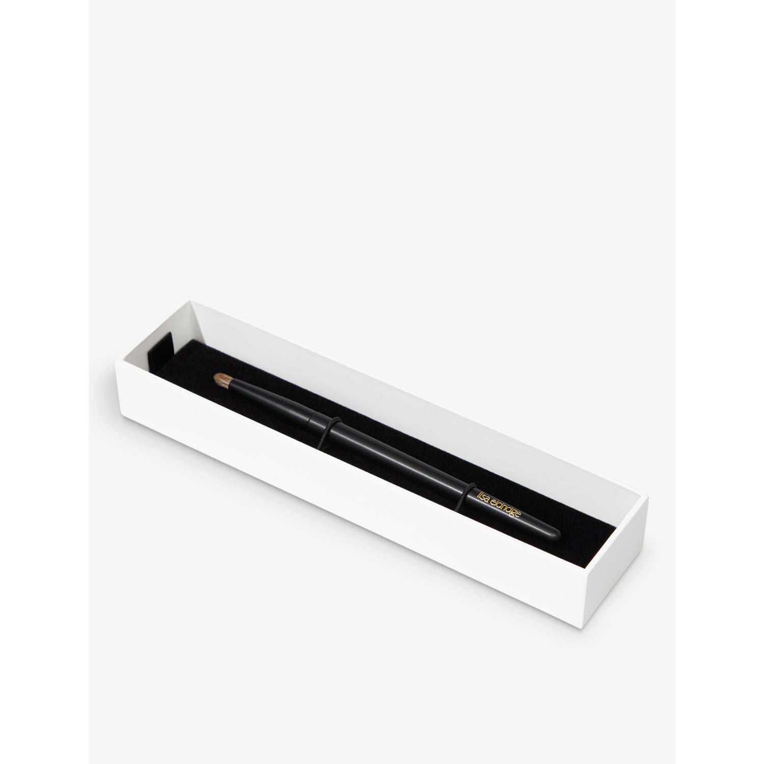 Lisa Eldridge seamless blend brush No.15, imported from the UK
