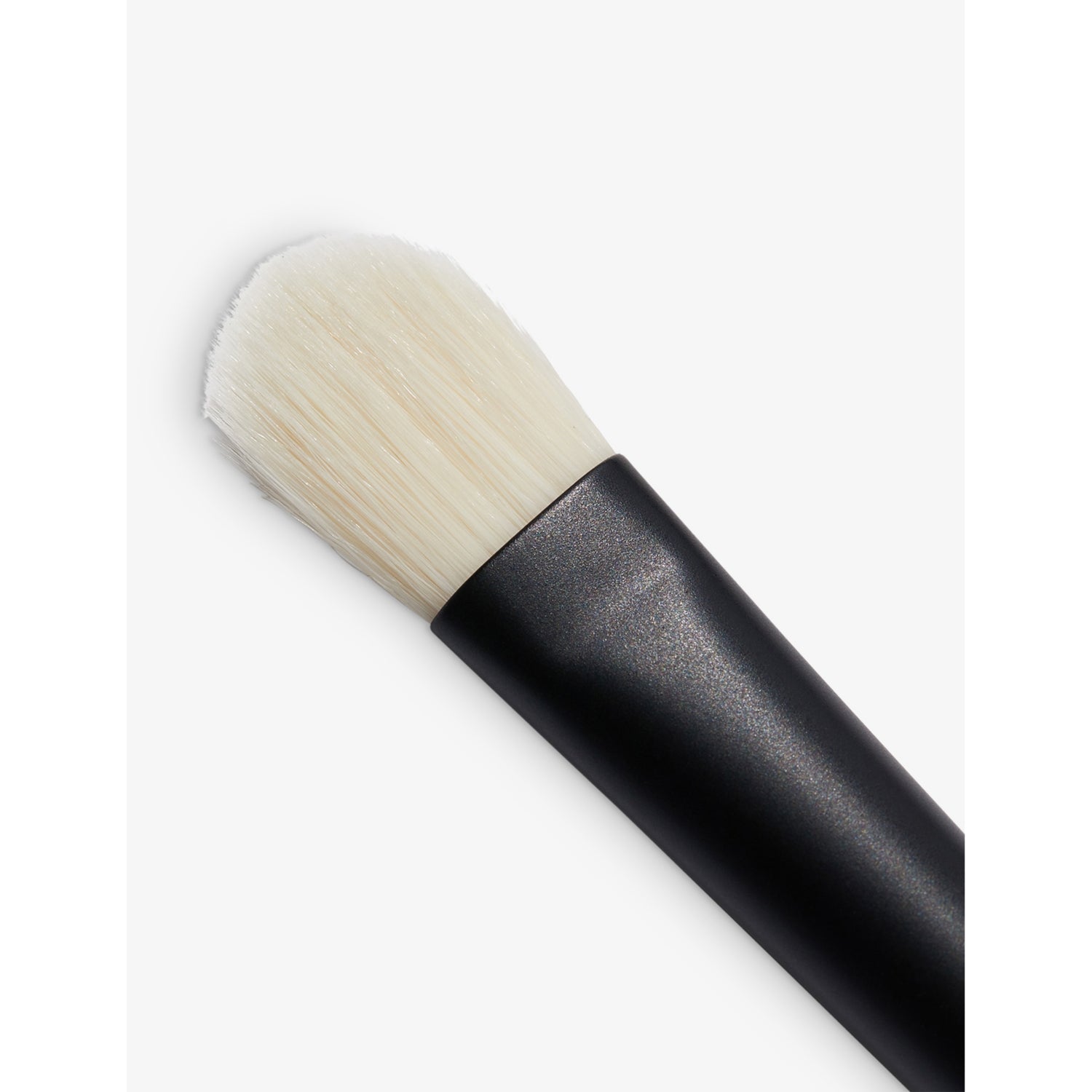 Lisa Eldridge Beauty Seamless Blend Brush No.7 - British product