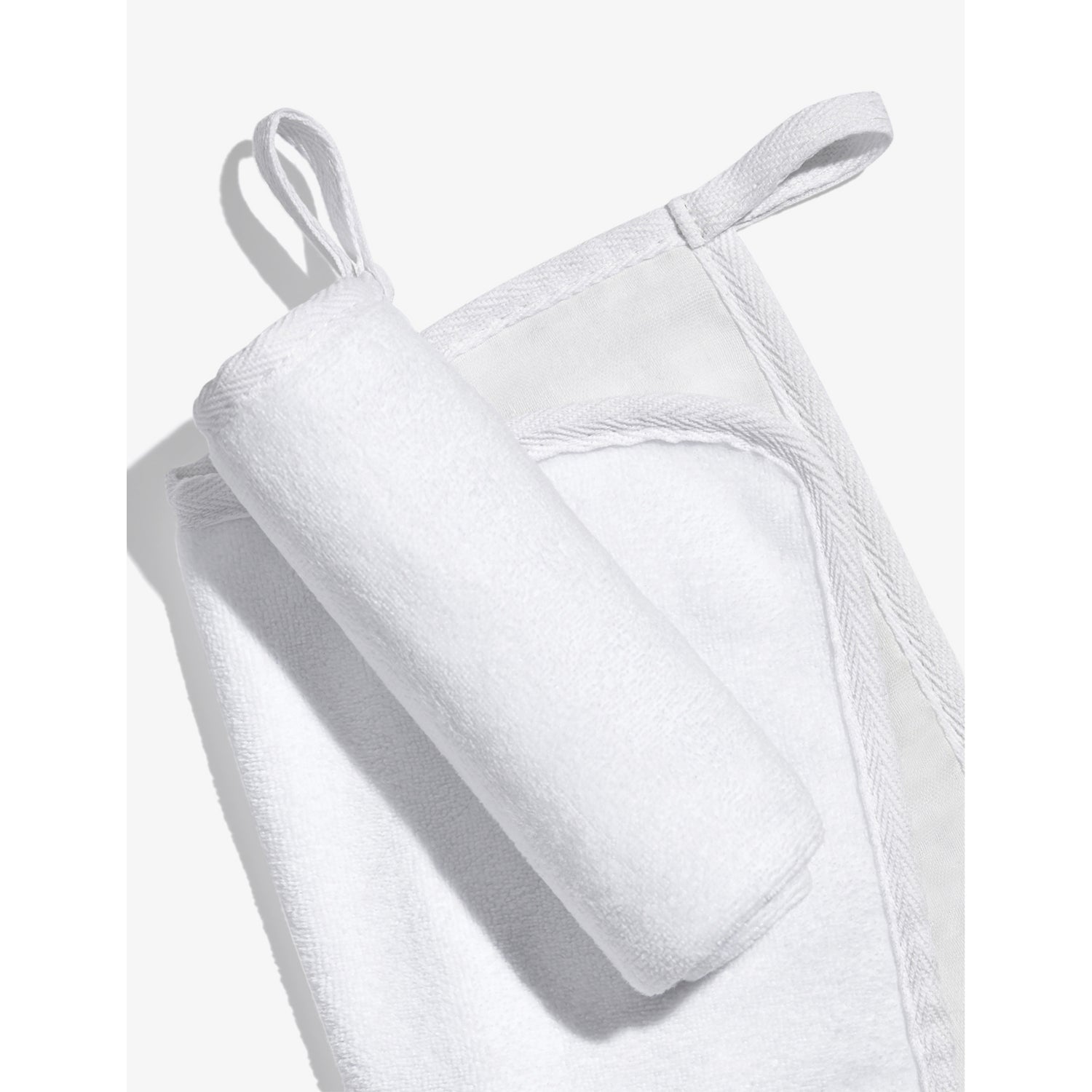 Lisa Eldridge Beauty cleansing and exfoliating cloth set, imported from the UK