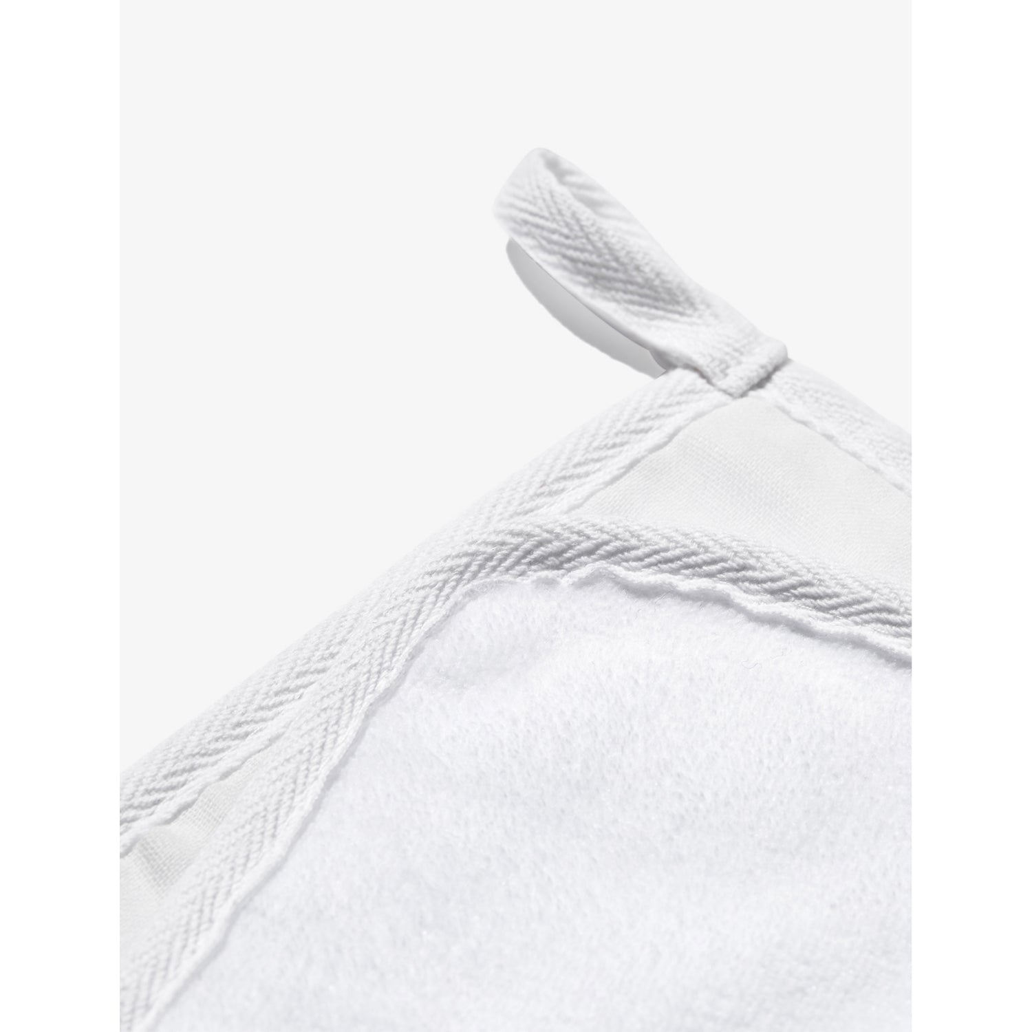 Lisa Eldridge Beauty cleansing and exfoliating cloth set, imported from the UK