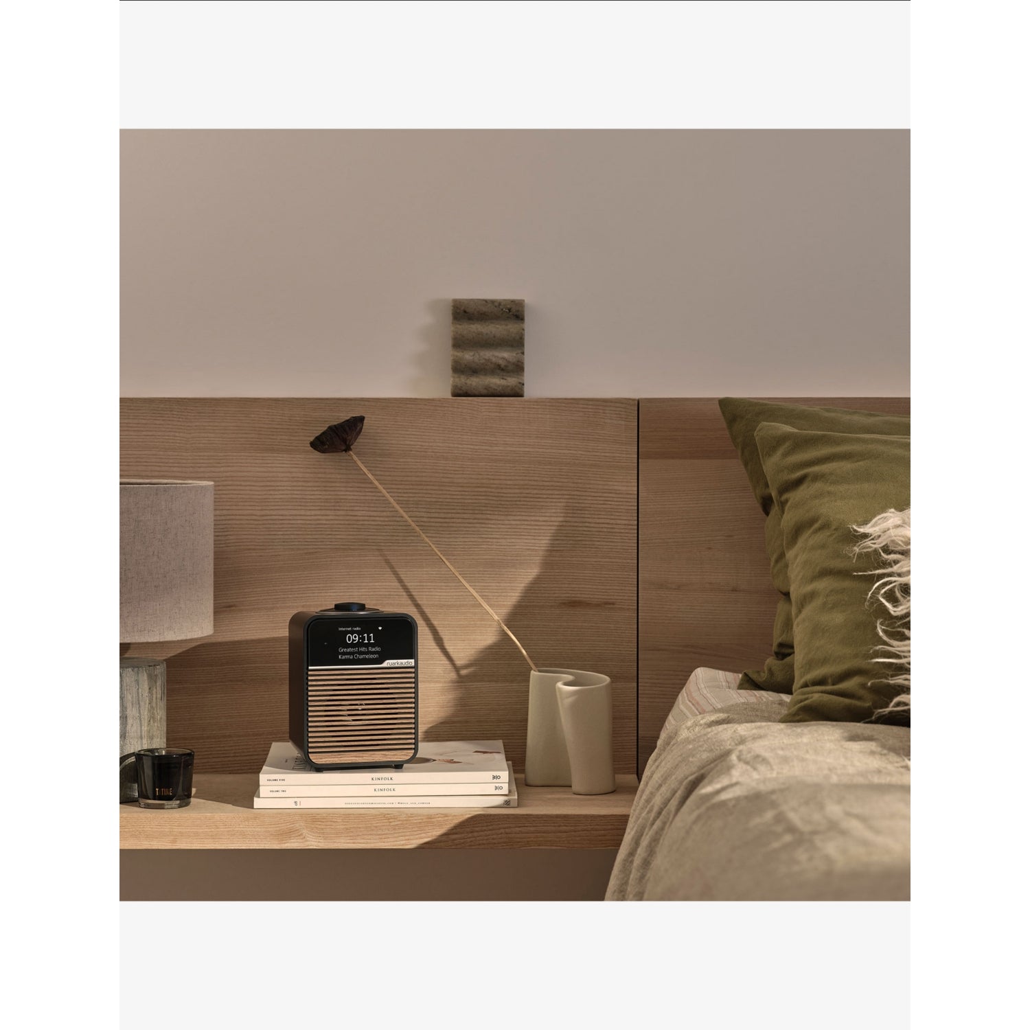 R1S smart radio with internet DAB FM Bluetooth (British brand)