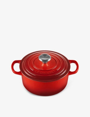 Le Creuset Signature Round Cast-Iron Casserole Dish 28cm