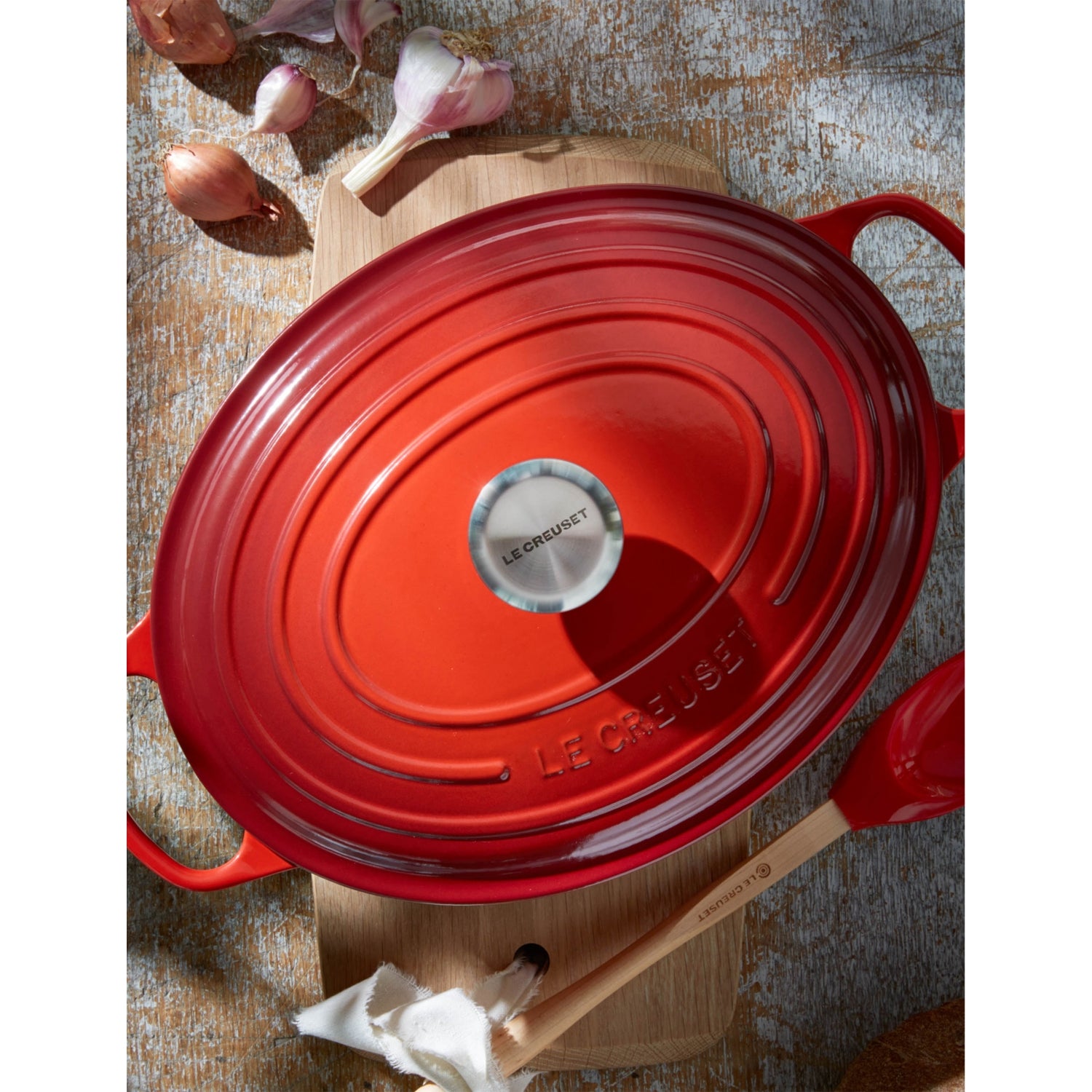 Le Creuset oval casserole dish 4.1L, UK version