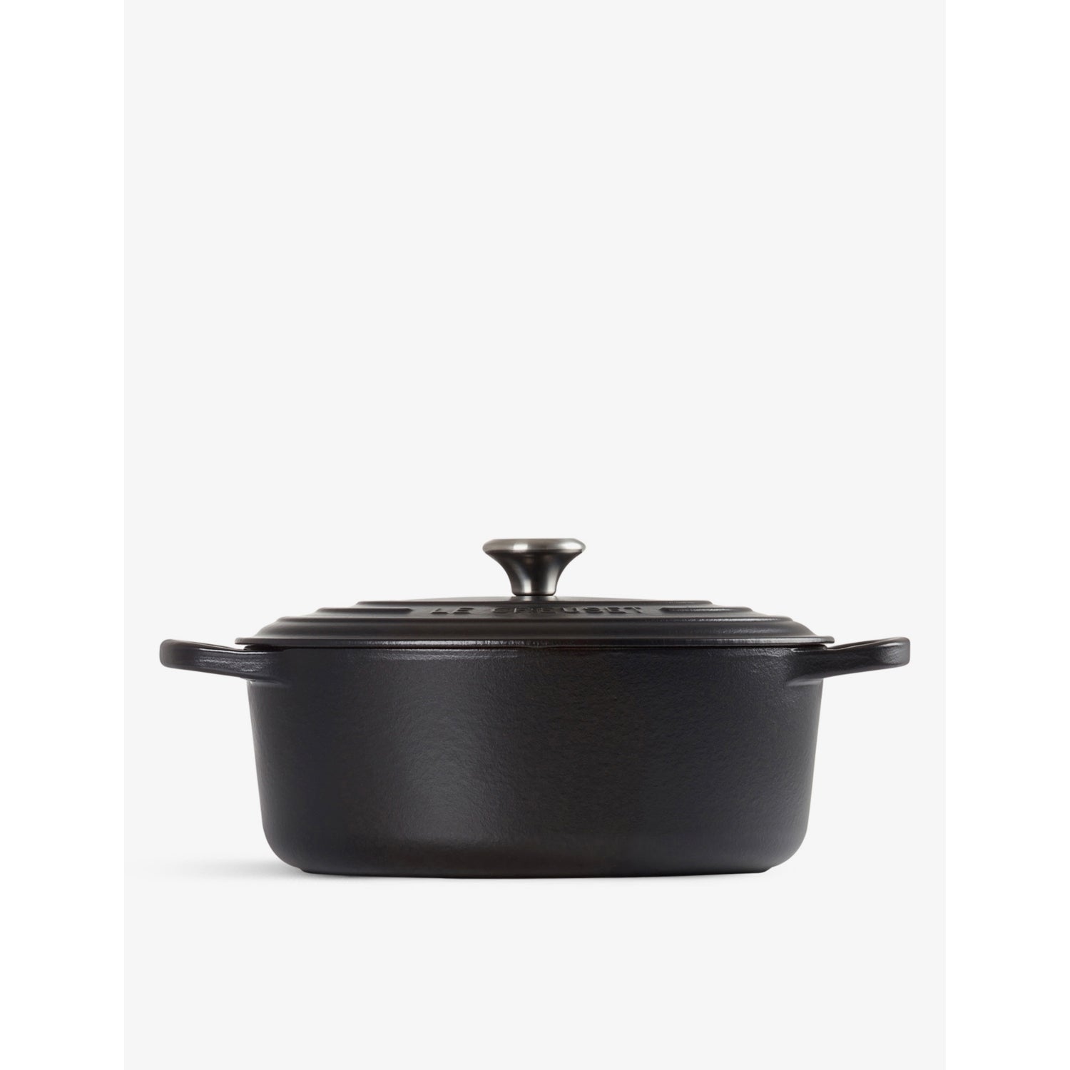 Le Creuset oval cast-iron casserole 4.1L - British product