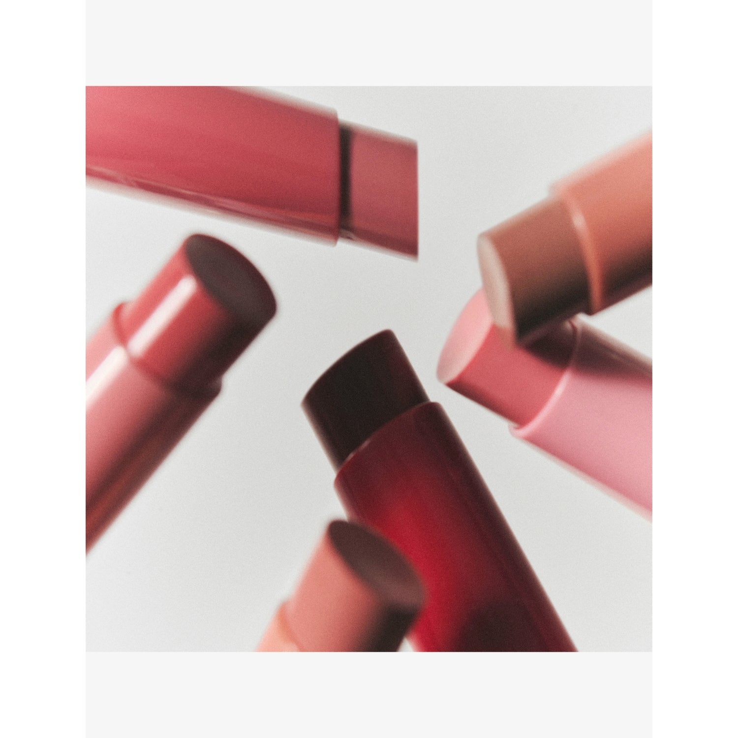 Kylie Cosmetics tinted butter balm 2.4g, imported from the UK