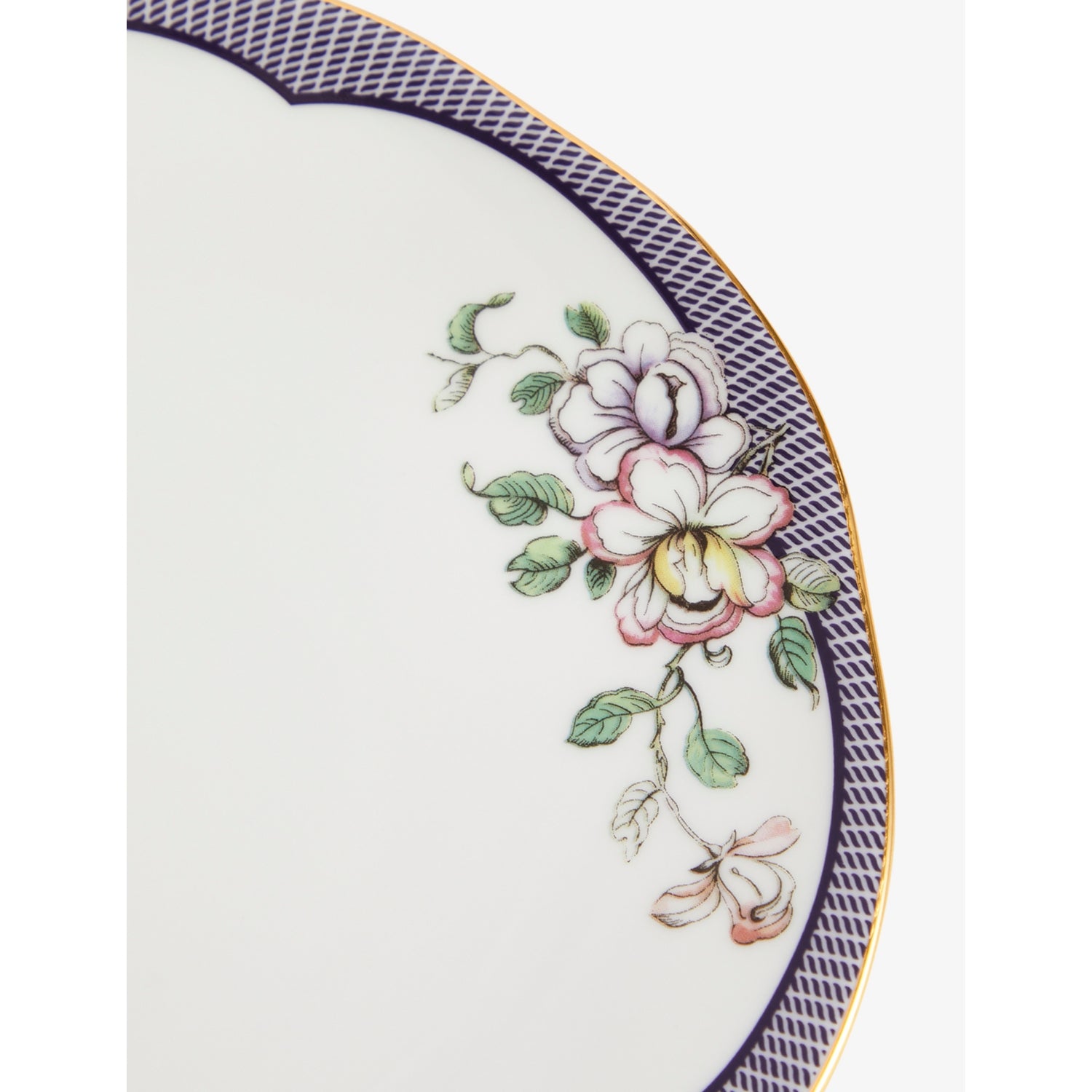 Wedgwood bone china plate Fortune flower motif 9cm - British product