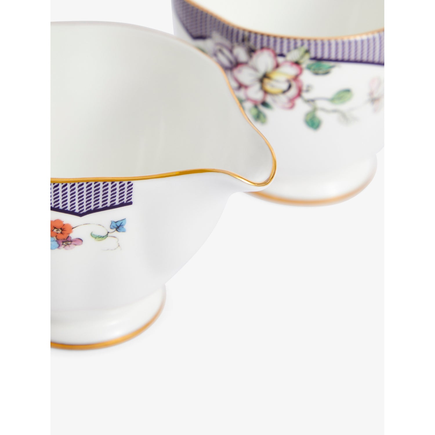 Wedgwood bone china sugar pot and creamer set Fortune floral motif - British product