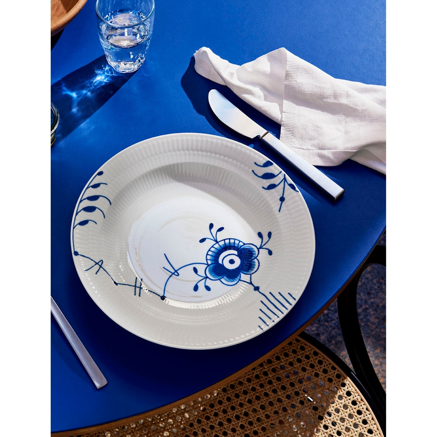 Royal Copenhagen Blue Fluted Mega porcelain deep plate 27cm, UK version