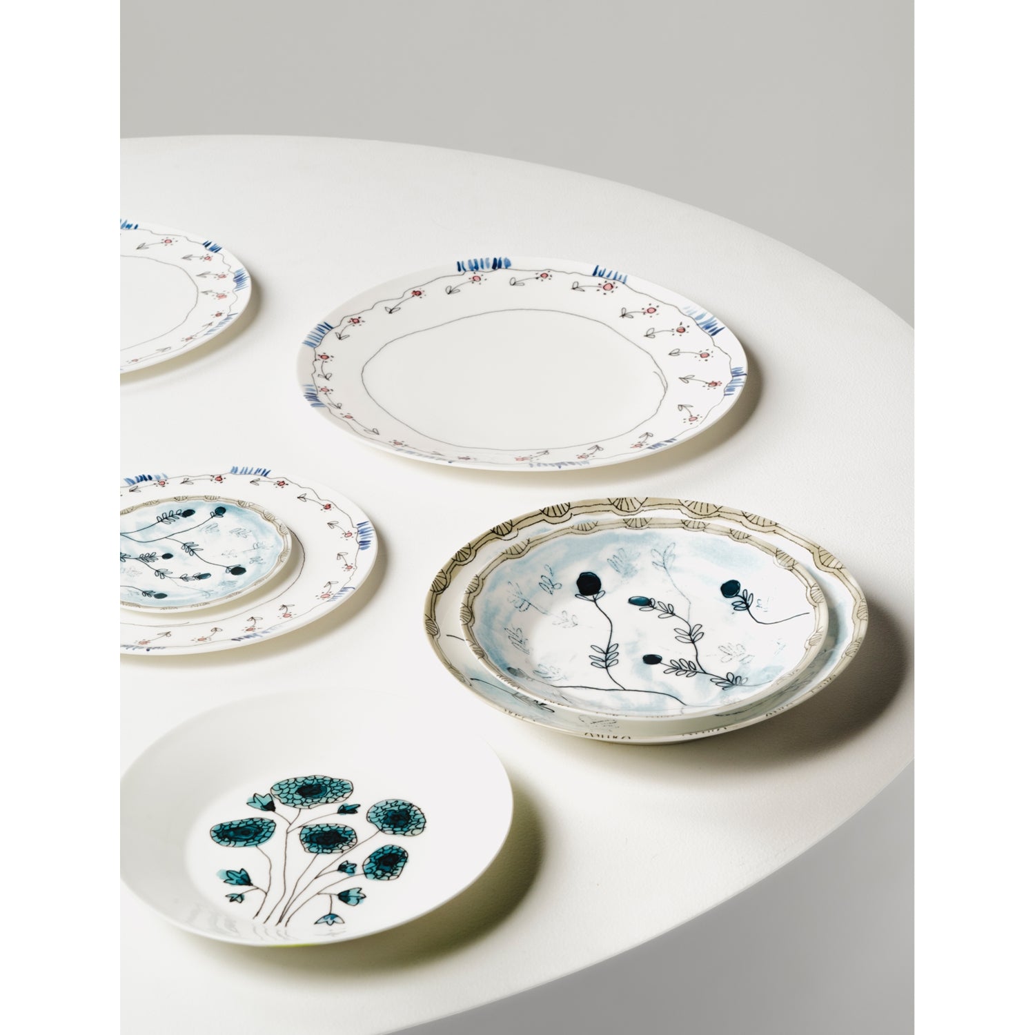 Serax Marni plate set Midnight Flowers 24cm, imported from the UK