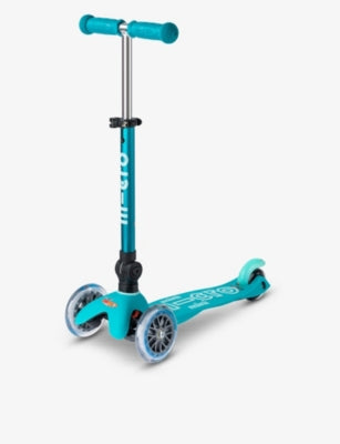 Micro Scooters foldable LED scooter for kids, UK version