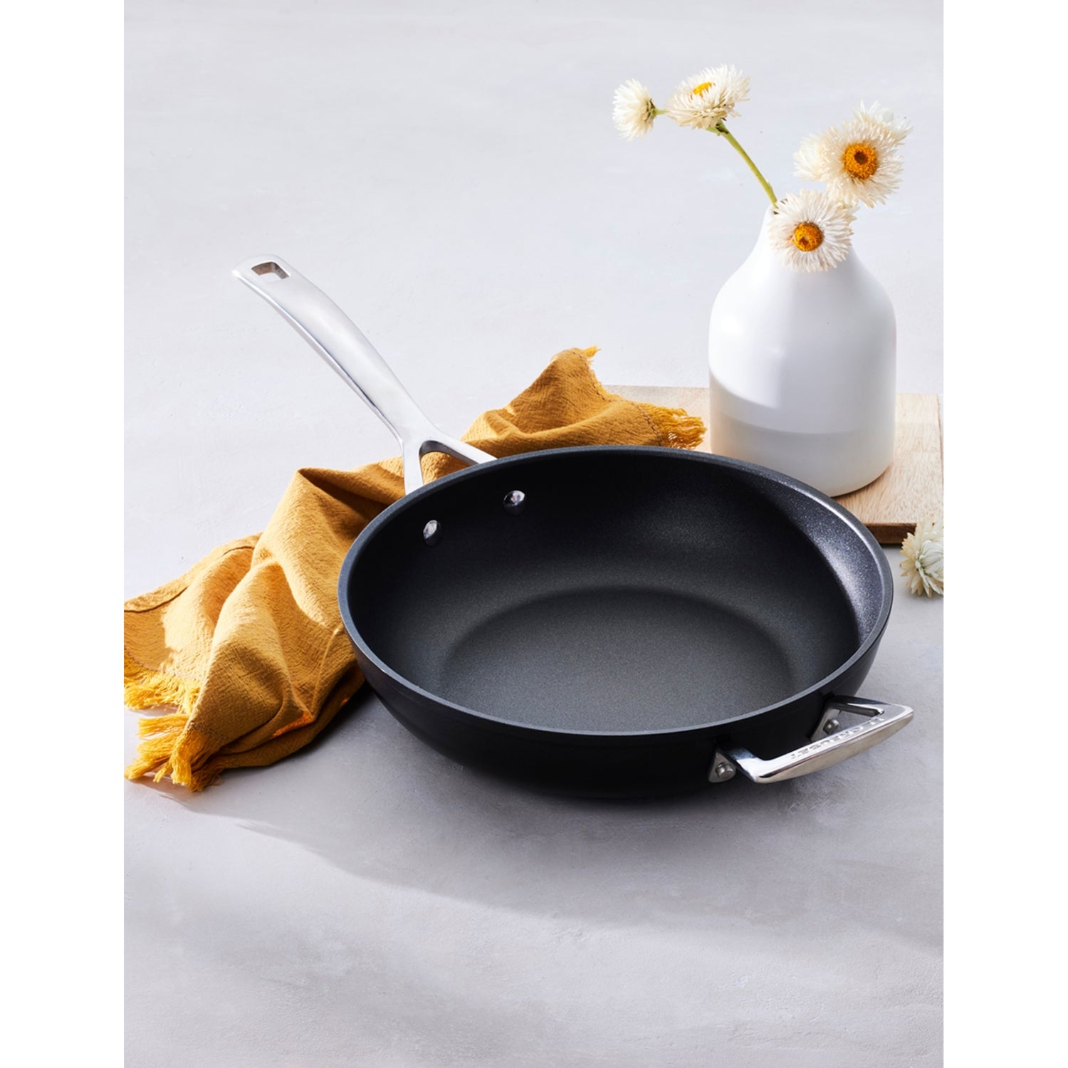 Le Creuset deep non-stick aluminium frying pan with glass lid - British product
