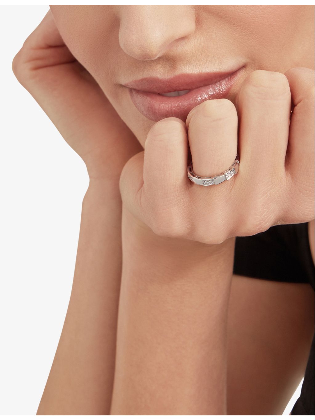 Bvlgari Serpenti Viper diamond ring 0.21ct 18ct white gold - British product