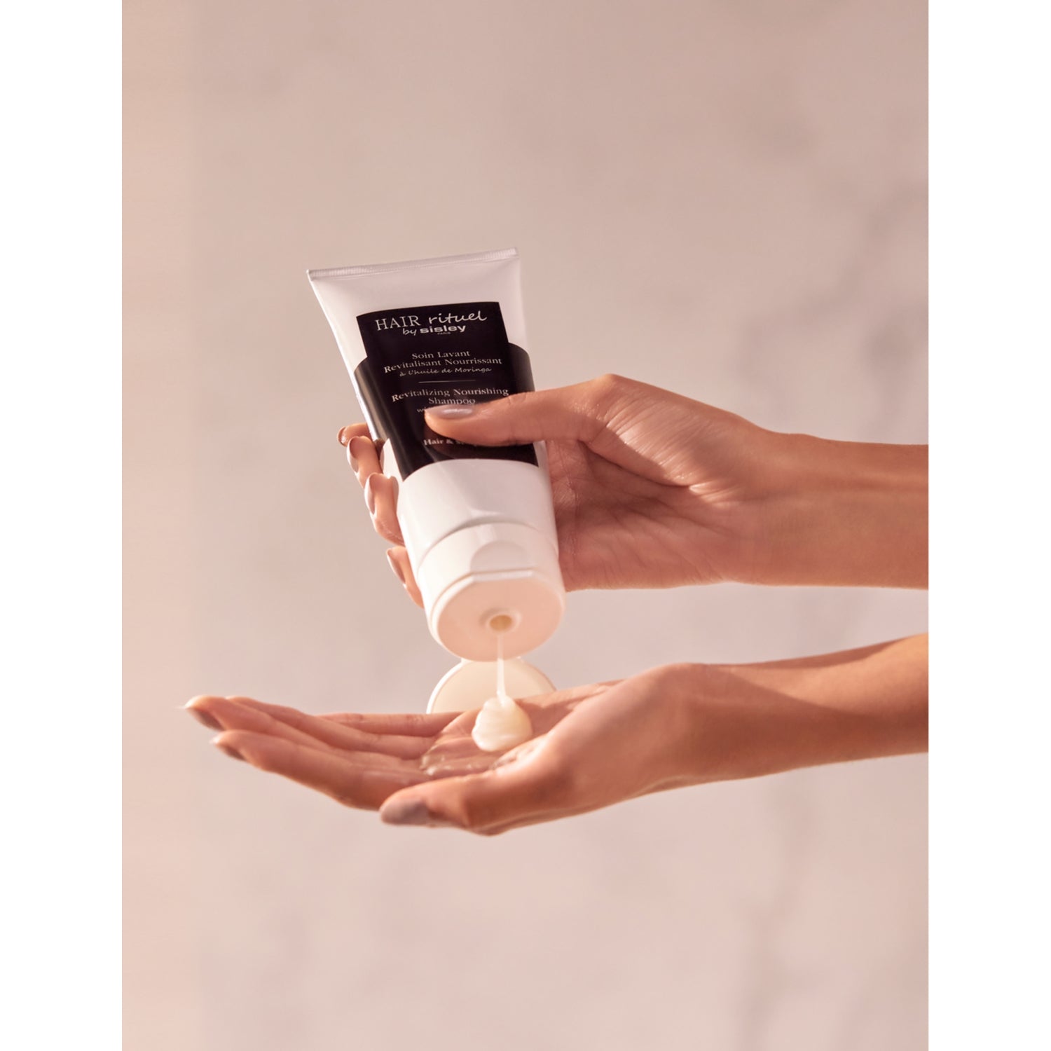 Sisley nourishing shampoo for dry hair 200ml and 500ml (British brand)